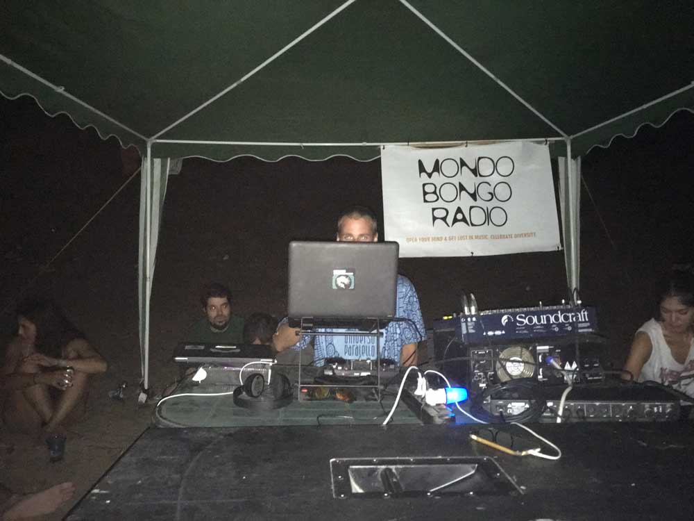 Mondo Bongo Radio